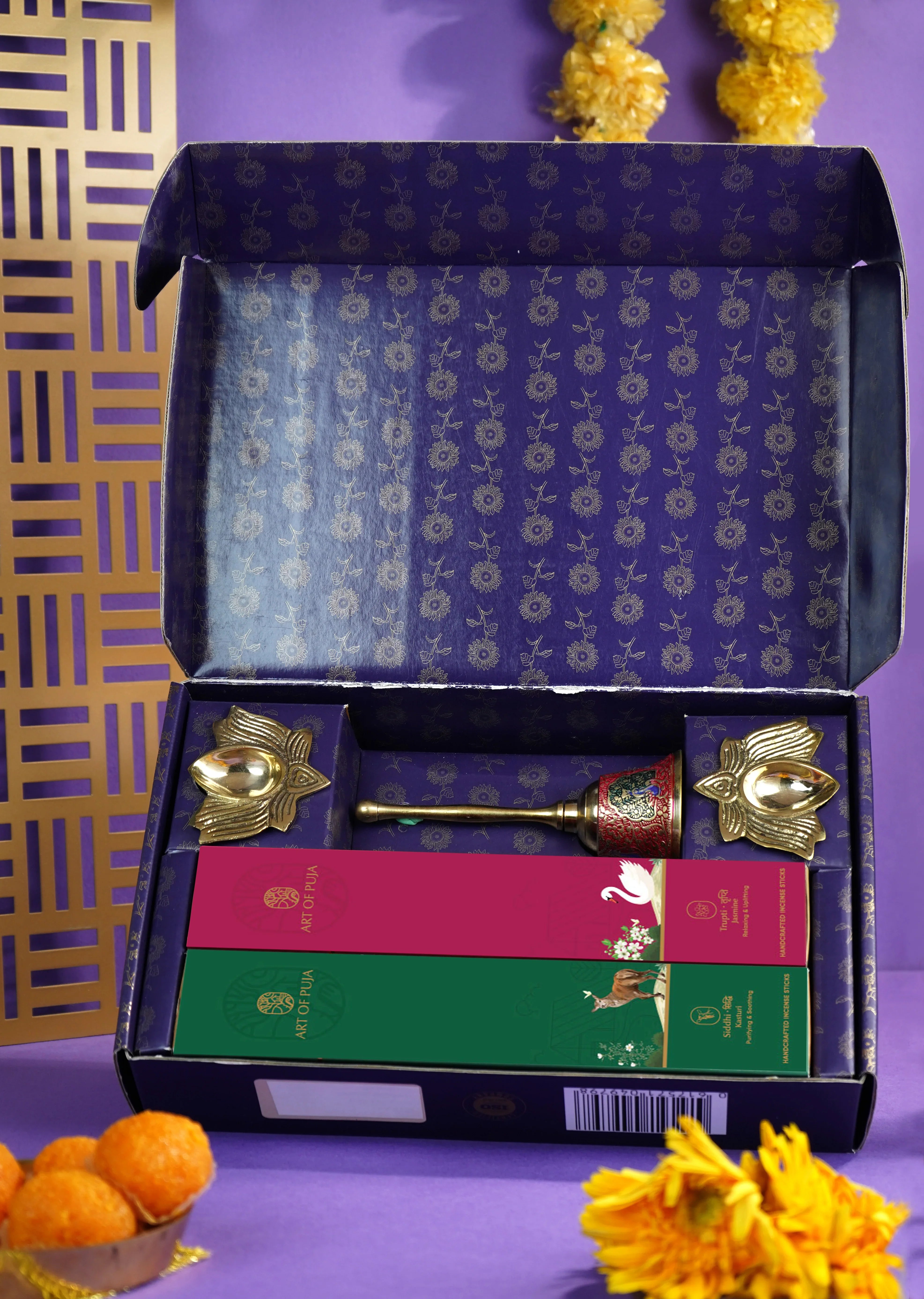 Ullas-Gift Box